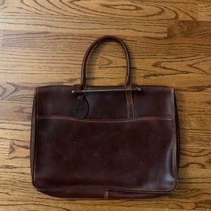 LEVENGER Vintage Leather Slim Briefcase